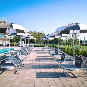  Hotel apartamentowy Sabbia & Mare Włochy
